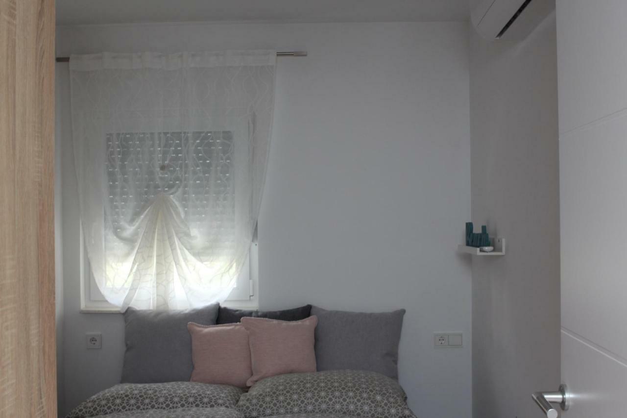 Apartments Mirela Vodice Zewnętrze zdjęcie